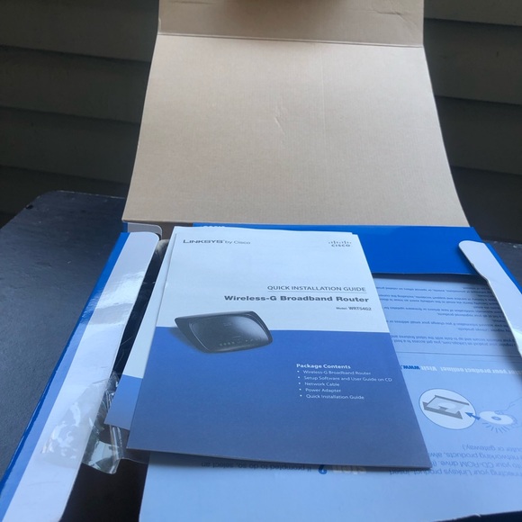 New Linksys by Cisco 4 port Wireless-G Broadband Router WRT54G2 - Picture 7 of 9